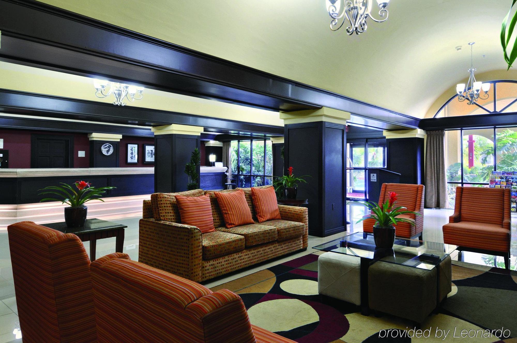 Crowne Plaza Suites Houston - Near Sugar Land Интериор снимка